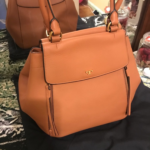 tory burch half moon tote